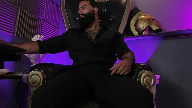 BeardAndrew online show from November 2, 2:58 am