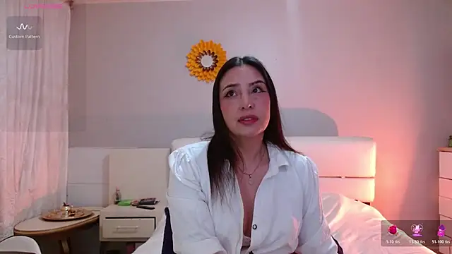 Snapshot of Freyja_soh chatting on November 1, 9:17 pm Freyja soh online show from November 1, 9:17 pm