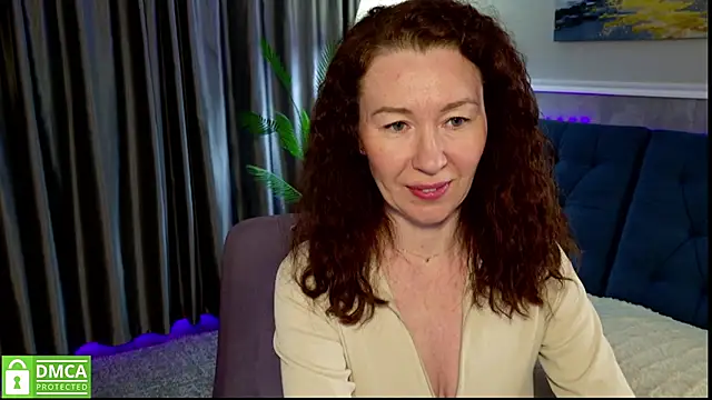 Snapshot of MyrtleGirl_5 chatting on April 6, 5:36 pm MyrtleGirl 5 online show from April 6, 5:36 pm