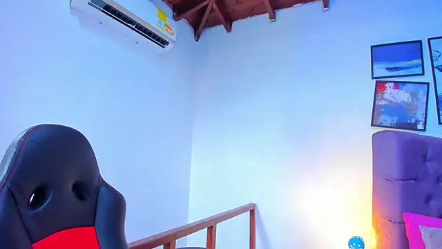 Snapshot of Gretta_Queen chatting on November 10, 5:23 pm Gretta Queen online show from November 10, 5:23 pm