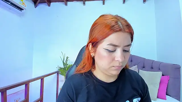 Snapshot of Gretta_Queen chatting on November 12, 5:35 pm Gretta Queen online show from November 12, 5:35 pm