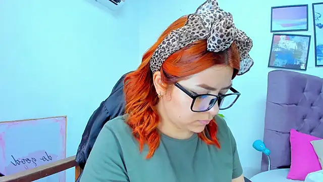 Snapshot of Gretta_Queen chatting on November 14, 5:55 pm Gretta Queen online show from November 14, 5:55 pm