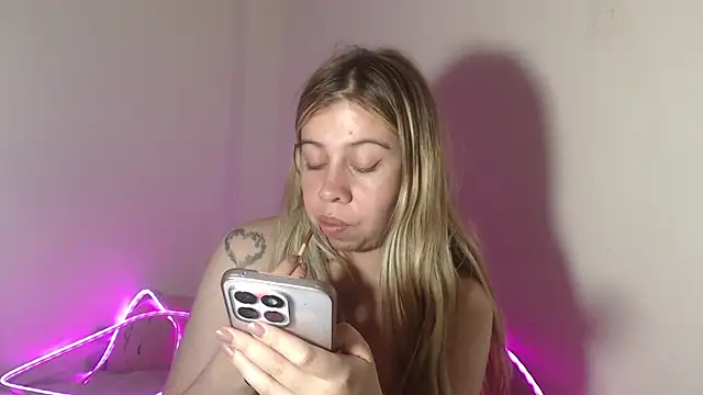 SweetSofty online show from November 27, 10:23 pm