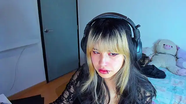 Akane-Mou online show from January 14, 8:52 am