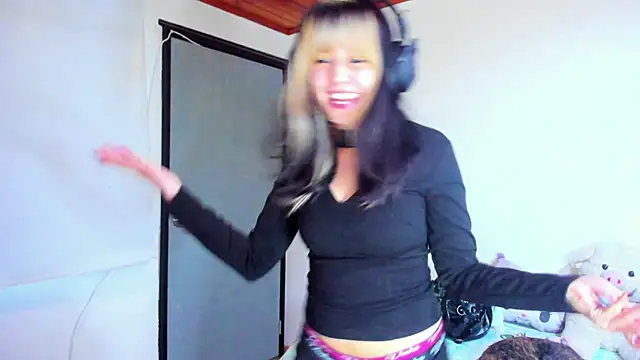 Akane-Mou online show from January 20, 11:35 am