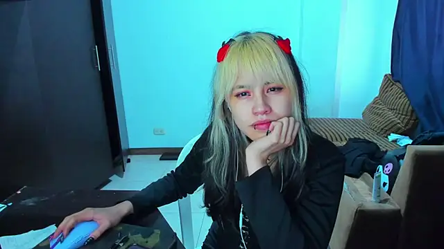 Akane-Mou online show from February 15, 12:01 pm