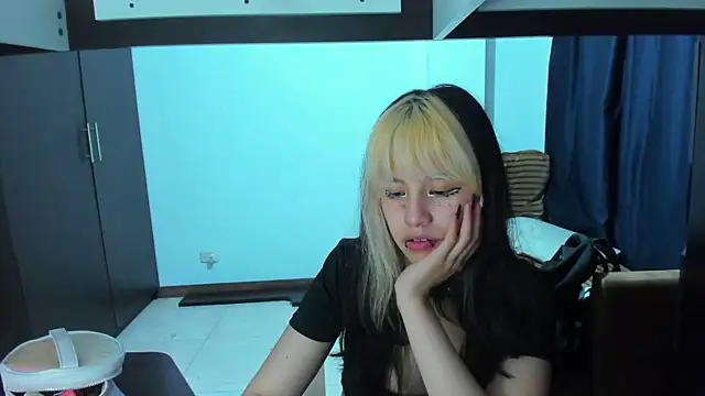 Akane-Mou online show from February 23, 8:06 am