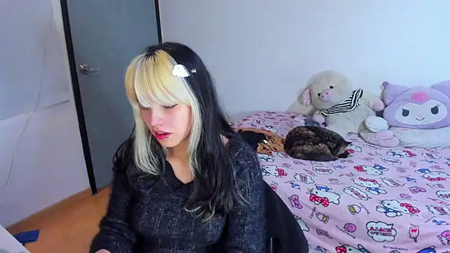 Akane-Mou online show from March 11, 11:33 am