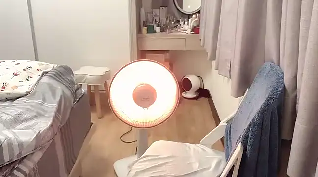 tw yaya online show from December 23, 1:56 pm