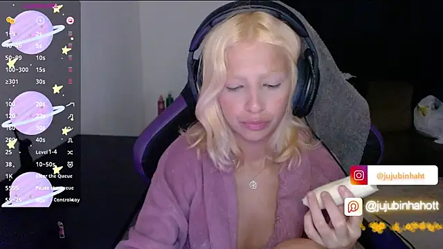 jujubinhahot online show from December 17, 8:09 am