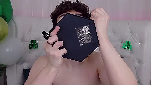 RobbyCharming online show from March 13, 4:30 am