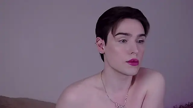 Snapshot of RobbyCharming chatting on July 12, 8:49 am RobbyCharming online show from July 12, 8:49 am