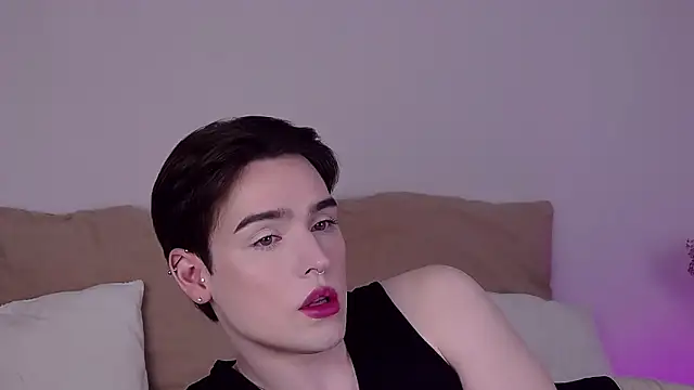 Snapshot of RobbyCharming chatting on July 18, 9:13 am RobbyCharming online show from July 18, 9:13 am