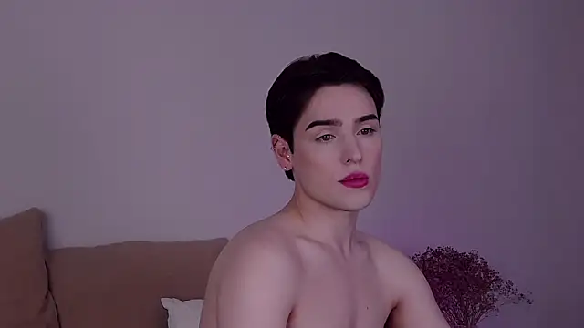 Snapshot of RobbyCharming chatting on July 19, 9:02 am RobbyCharming online show from July 19, 9:02 am