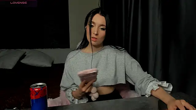 Snapshot of ariel_aspen chatting on July 17, 8:35 pm ariel aspen online show from July 17, 8:35 pm