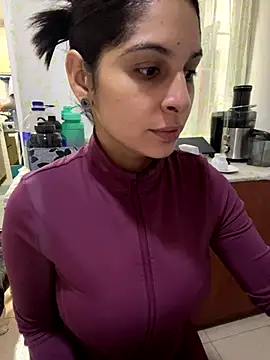 charlotte stevenss  online show from November 4, 3:44 pm