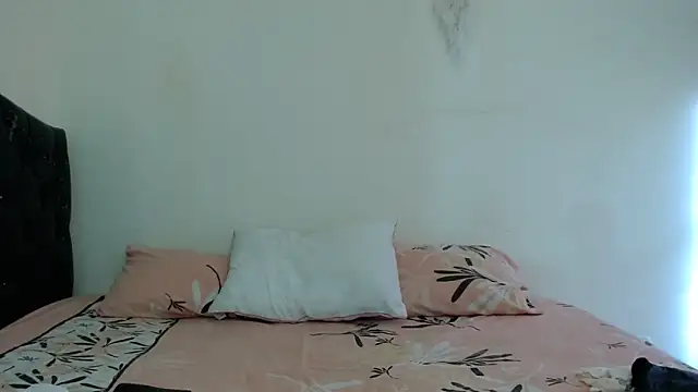 gooddes303salome online show from November 10, 9:58 pm