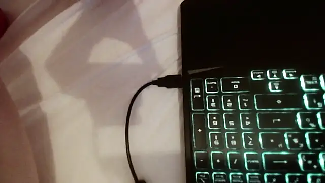 Snapshot of mssjune chatting on March 9, 2:04 am mssjune online show from March 9, 2:04 am