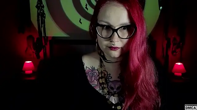 Snapshot of Amanita__Pantherina chatting on April 9, 12:54 pm Amanita Pantherina online show from April 9, 12:54 pm