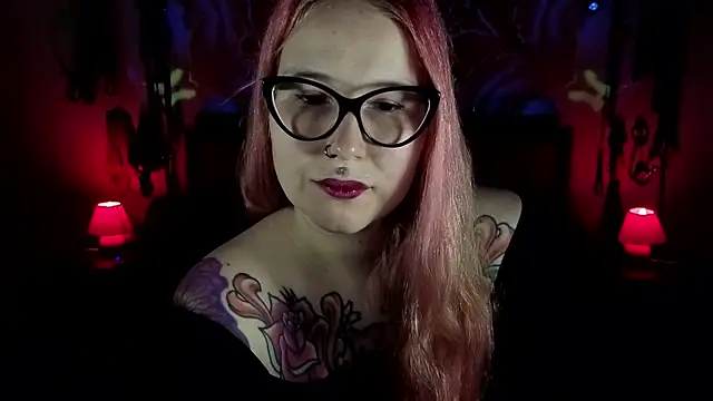 Snapshot of Amanita__Pantherina chatting on May 19, 12:11 pm Amanita Pantherina online show from May 19, 12:11 pm
