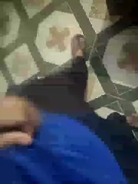 Snapshot of Deshilund9 chatting on January 6, 7:09 am Deshilund9 online show from January 6, 7:09 am