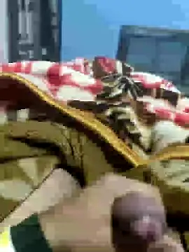 Snapshot of Deshilund9 chatting on January 11, 9:57 am Deshilund9 online show from January 11, 9:57 am