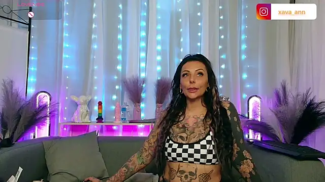 Ava Ann online show from May 1, 8:46 pm