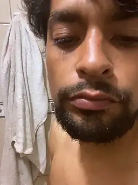 Snapshot of thegoldensexting420 chatting on September 19, 12:45 am thegoldensexting420 online show from September 19, 12:45 am