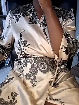 Shaniko89 online show from September 9, 6:35 am