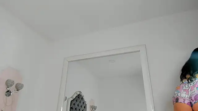 Valentina Ross  online show from February 20, 12:05 pm