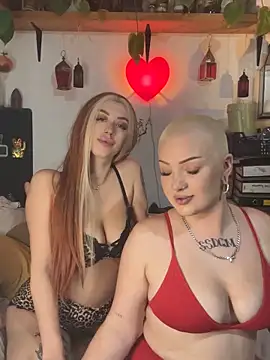 Snapshot of liquidxlogan chatting on October 13, 11:38 pm liquidxlogan online show from October 13, 11:38 pm