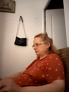 She-devilx online show from June 26, 12:15 am