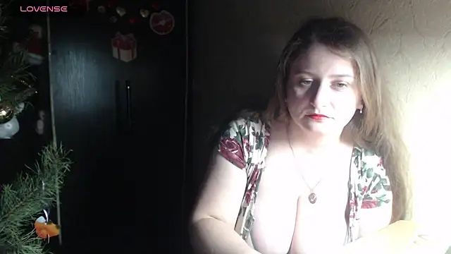 CumCpl online show from December 22, 2:49 am