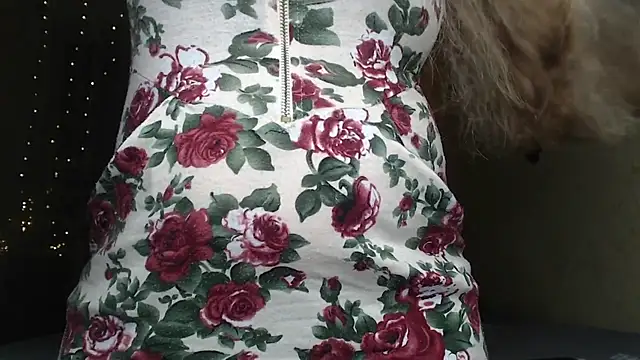 CumCpl online show from March 24, 7:19 pm