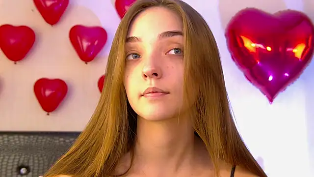 VirginieCruz online show from February 15, 5:51 am