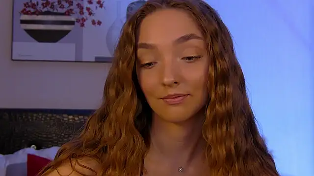 VirginieCruz online show from March 17, 5:38 pm