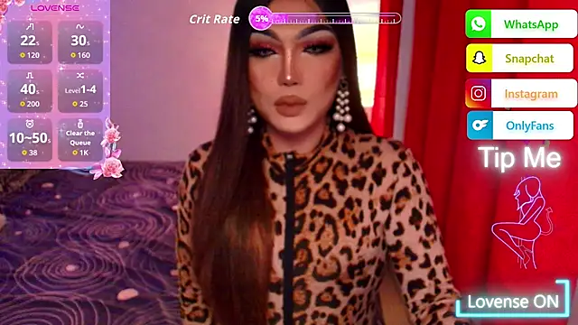Snapshot of MissPattyShemalexxx chatting on July 2, 9:21 pm MissPattyShemalexxx online show from July 2, 9:21 pm