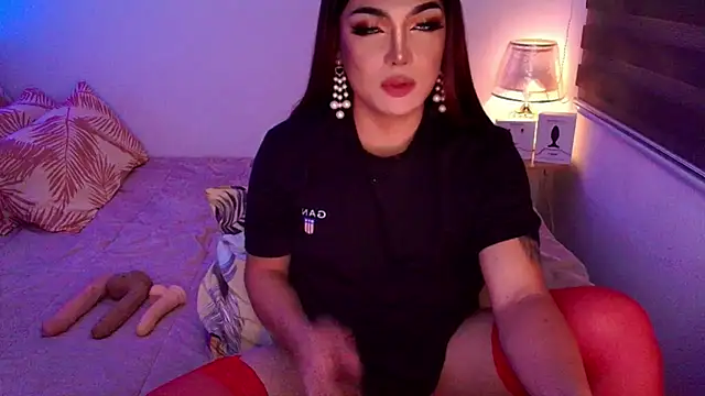 Snapshot of MissPattyShemalexxx chatting on July 30, 9:58 pm MissPattyShemalexxx online show from July 30, 9:58 pm