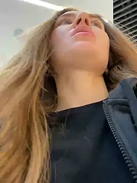 ValenciaShock online show from December 8, 8:09 am