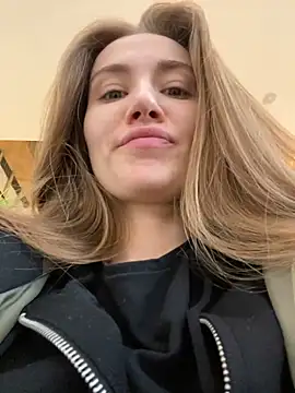 ValenciaShock online show from February 13, 8:17 am