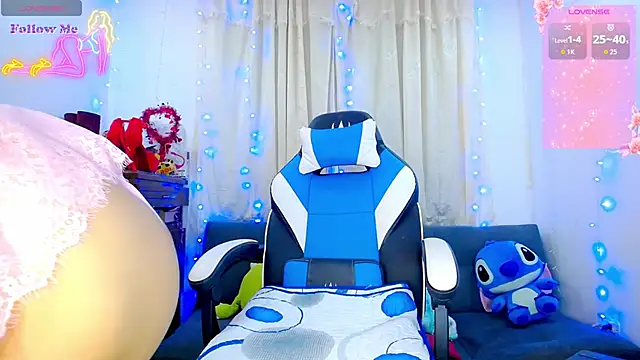 Aleexx    online show from November 16, 10:32 am