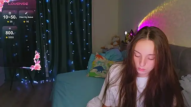 Snapshot of Silver_rains chatting on November 8, 5:01 pm Silver rains online show from November 8, 5:01 pm