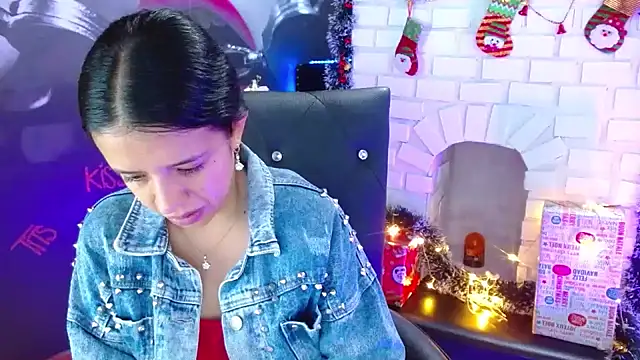 Snapshot of VALERY_MEER chatting on December 21, 12:49 pm VALERY MEER online show from December 21, 12:49 pm