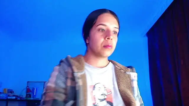 Snapshot of VALERY_MEER chatting on October 10, 12:20 am VALERY MEER online show from October 10, 12:20 am