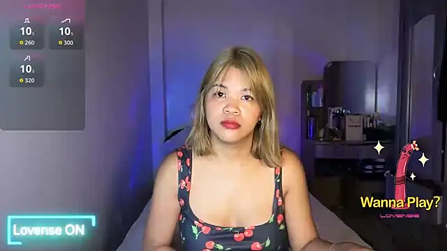 Snapshot of iamYourBestGirl chatting on June 8, 3:18 am iamYourBestGirl online show from June 8, 3:18 am