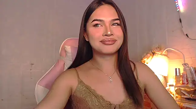 Ashely Lewis online show from January 23, 11:58 am