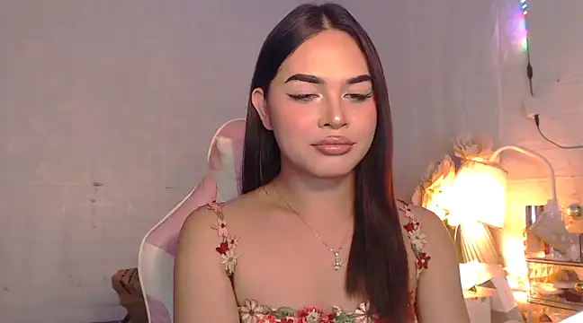 Ashely Lewis online show from February 3, 2:55 pm