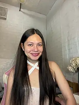 Ashely Lewis online show from July 19, 3:27 pm