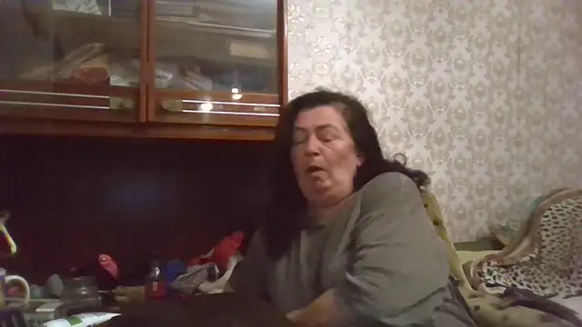 GypsiQueen2 online show from October 23, 4:39 pm