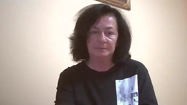 Snapshot of GypsiQueen2 chatting on May 16, 5:56 pm GypsiQueen2 online show from May 16, 5:56 pm